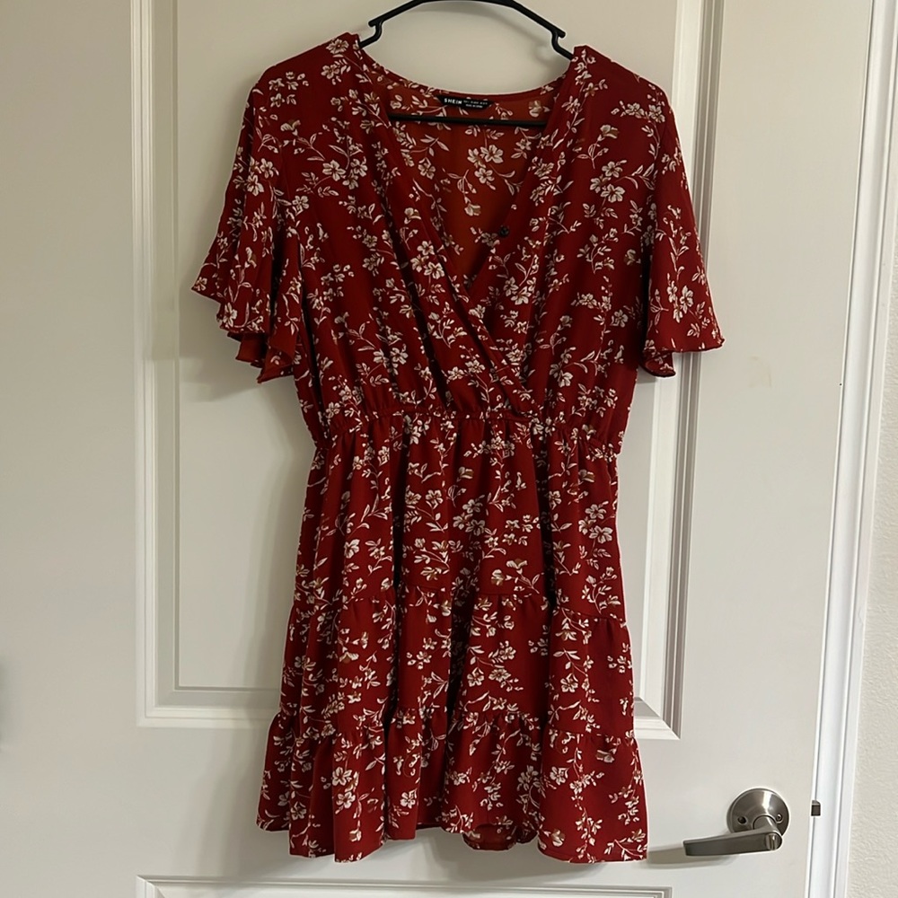 Dress from SHEIN! Adorable and comfortable 👌🏻